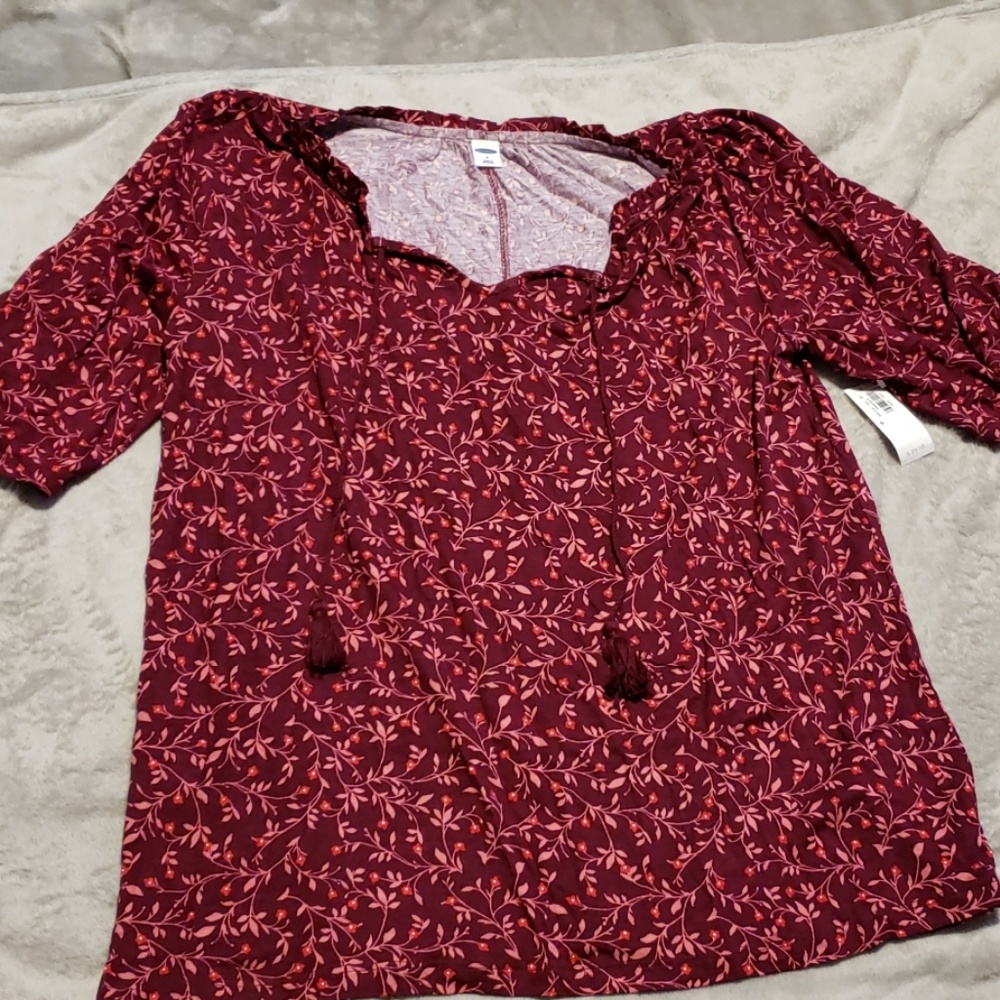 NWT Old Navy Floral Top